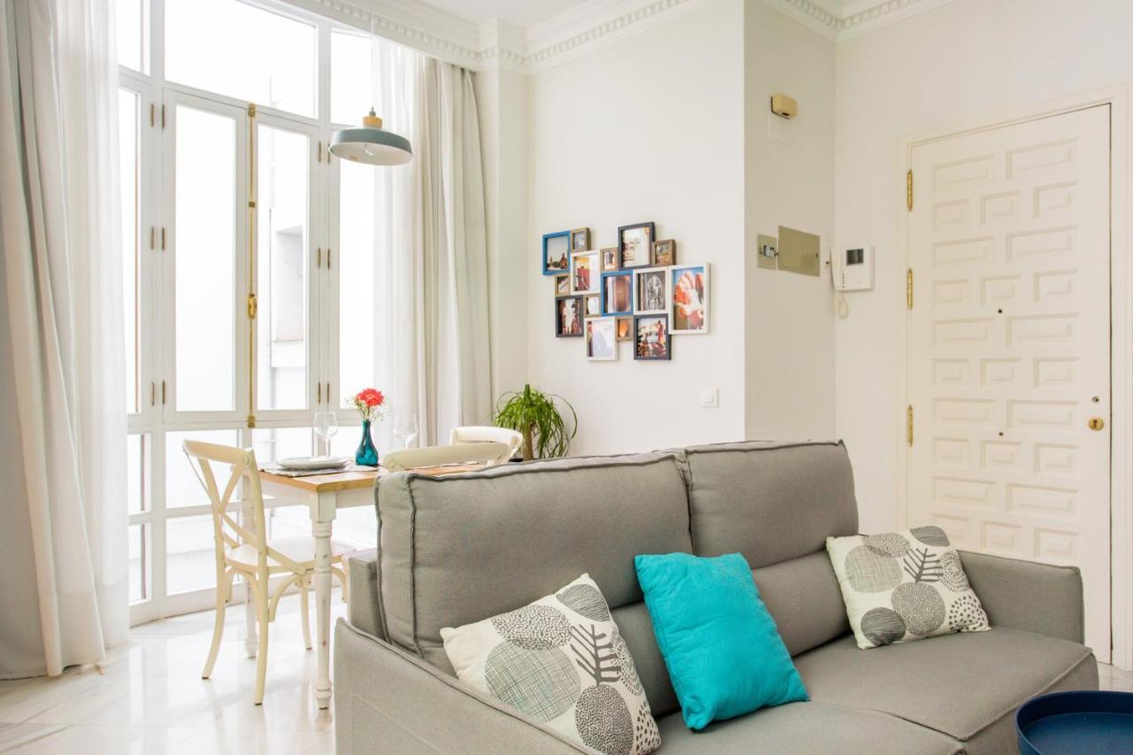 Magico Apartamento En Casa Palacio Del Siglo XVII 세비야 외부 사진