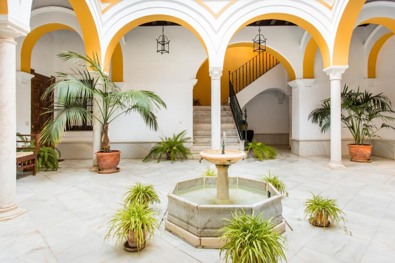 Magico Apartamento En Casa Palacio Del Siglo XVII 세비야 외부 사진