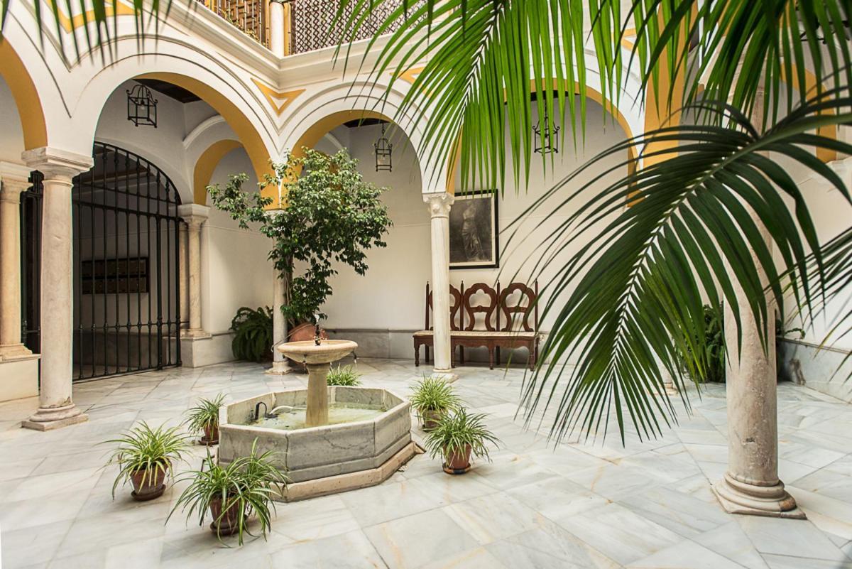 Magico Apartamento En Casa Palacio Del Siglo XVII 세비야 외부 사진
